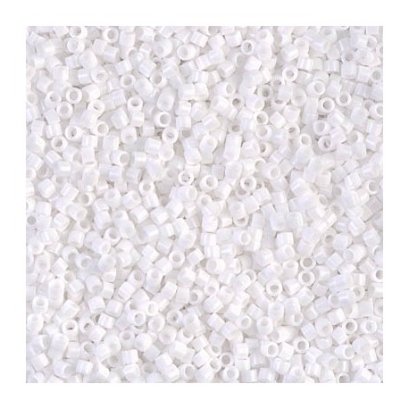10 Grams DB0200 White 11 Delica Beads